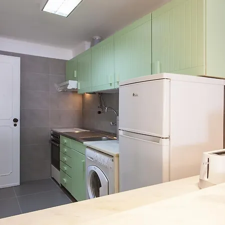 Apartment Feels Like - Charming Flat